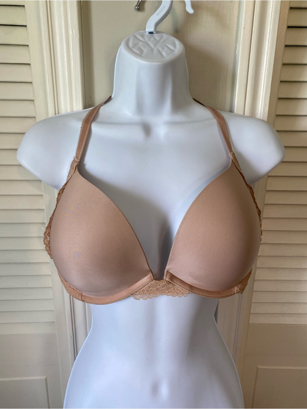 Women's Beige Front Clasp Push Up Bra